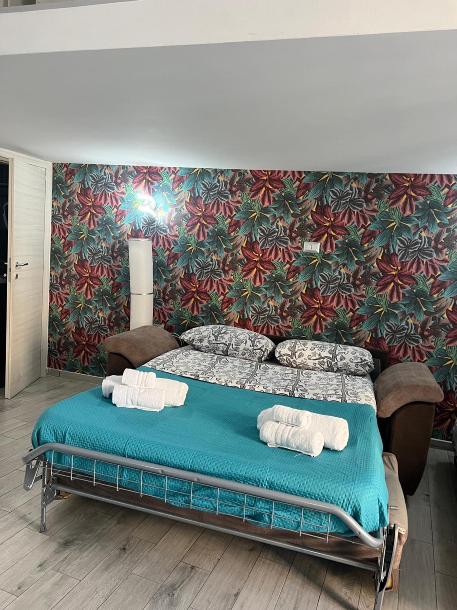 Bed and Breakfast Napoli Centro-La Casa Di Lucio Exterior foto